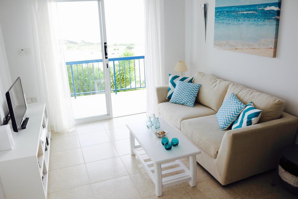 Ikaria Village Sea View Apartment Paphos 外观 照片